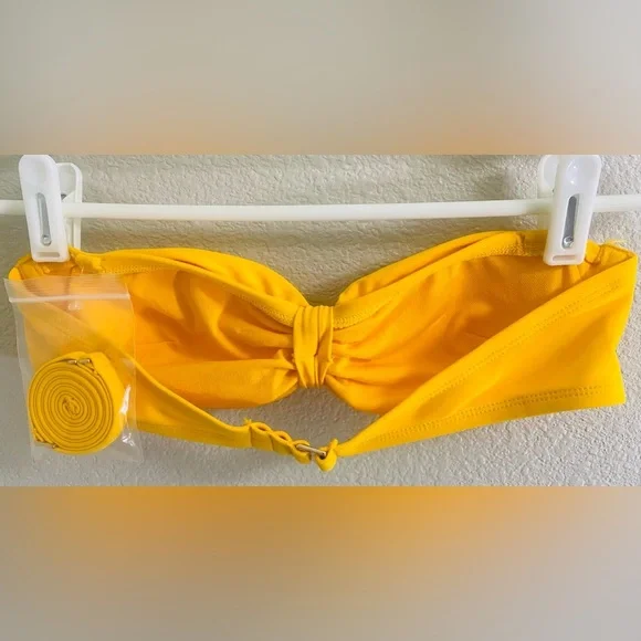 Wild Fable yellow knot front bikini top with adjustable straps Size small - Picture 4 of 6